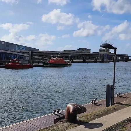 Spacieux Et Moderne, En Plein Centre Apartment *